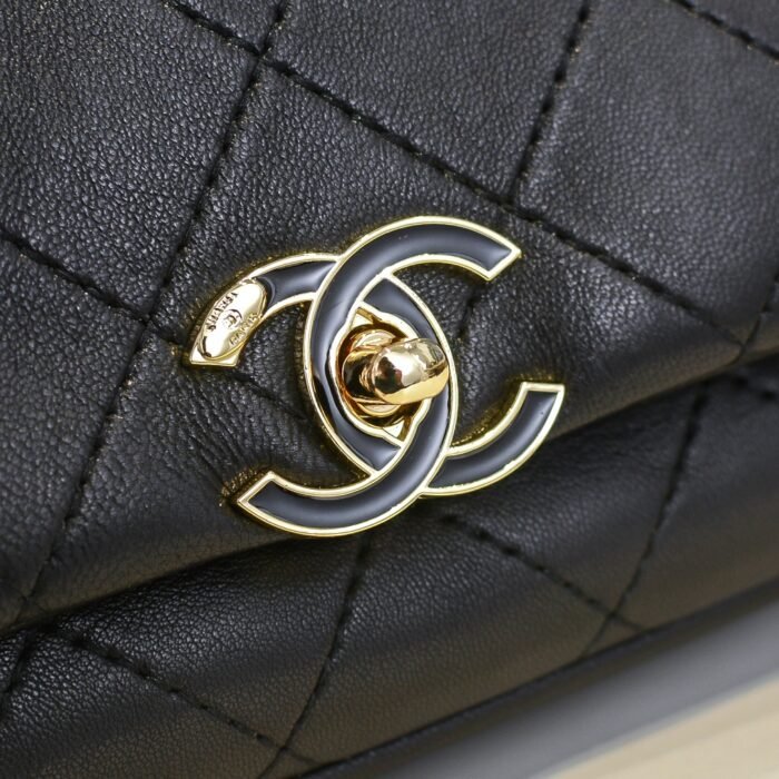 Chanel Flap Chain Bag Shoulder Bag Handbag - Image 7