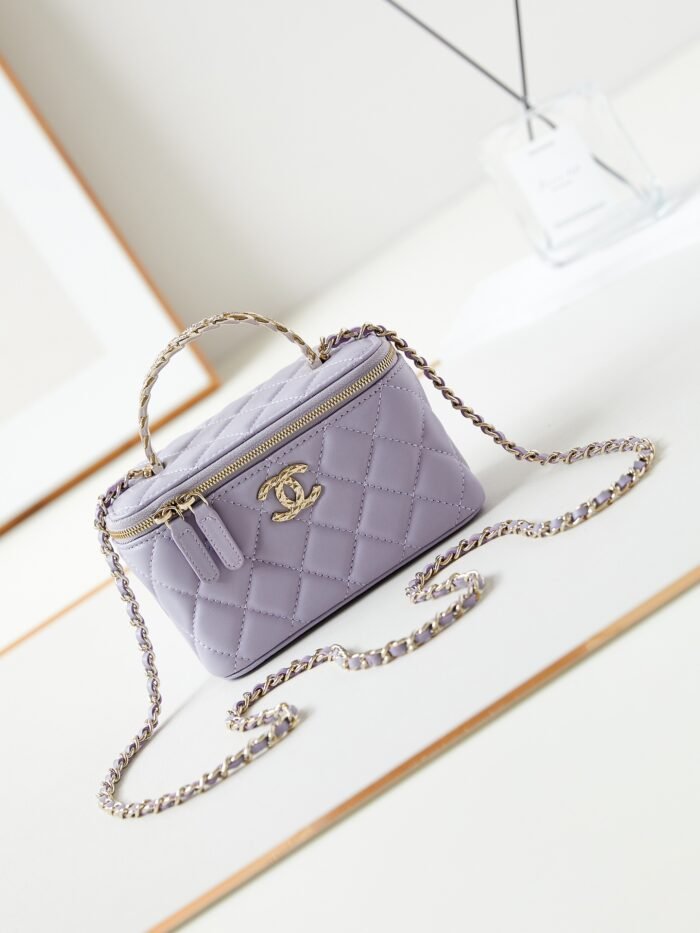 Chanel 10A Handbag Shoulder Bag Top Mirror Quality Version chanel AP5152 - Image 1