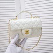 ⁦Chanel Handle Shoulder Bag Handbag⁩ - الصورة ⁦5⁩