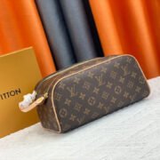 Louis Vuitton LV  Cosmetics Pouch Toiletry Bag Leather Handbag  Shoulder Bag - Image 2