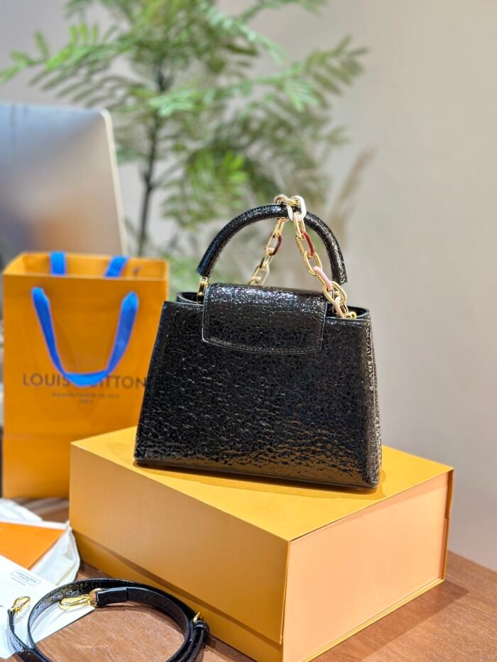 Louis Vuitton Capucines Shoulder Bag Handbag - Image 6