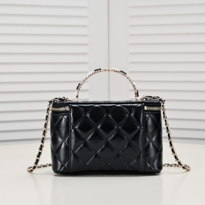 Chanel 23K Petal Metal Handle Shoulder Bag Handbag - Image 3