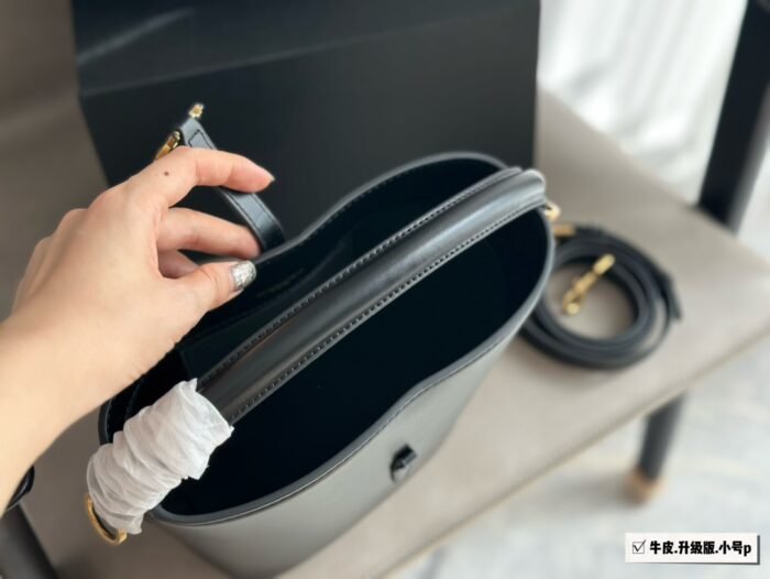 YSL Saint Laurent Le37 Tote Bag Shoulder Bag Handbag - Image 11