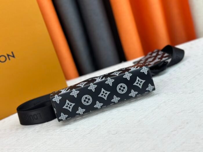 ⁦Louis Vuitton Gaston M81124 M83384 Shoulder Bag Handbag⁩ - الصورة ⁦4⁩