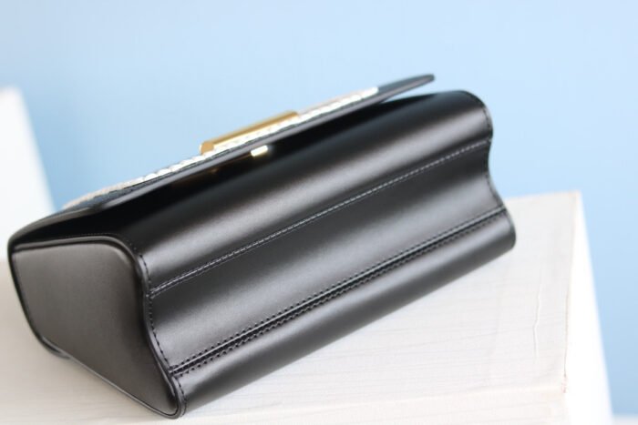 Louis Vuitton LV Twist Monogram Canvas Tote Shoulder Crossbody Bag - Image 6