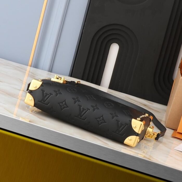 ⁦Louis Vuitton LV Side Trunk Shoulder Handbag Crossbody Bag⁩ - الصورة ⁦5⁩