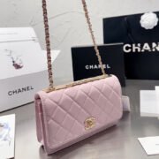 Chanel Trendy CC WOC-Relief Shoulder Bag - Image 4