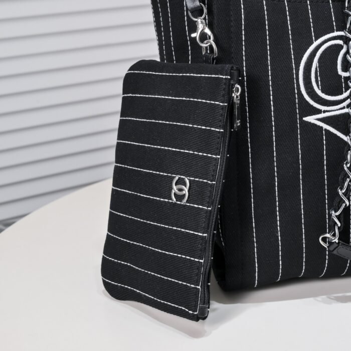 Chanel Cruise Chain Canvas Beach Bag Shopping bag Tote Shoulder Bag Handbag - Image 7