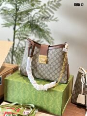 ⁦Gucci Padlock Shoulder Bag⁩ - الصورة ⁦4⁩