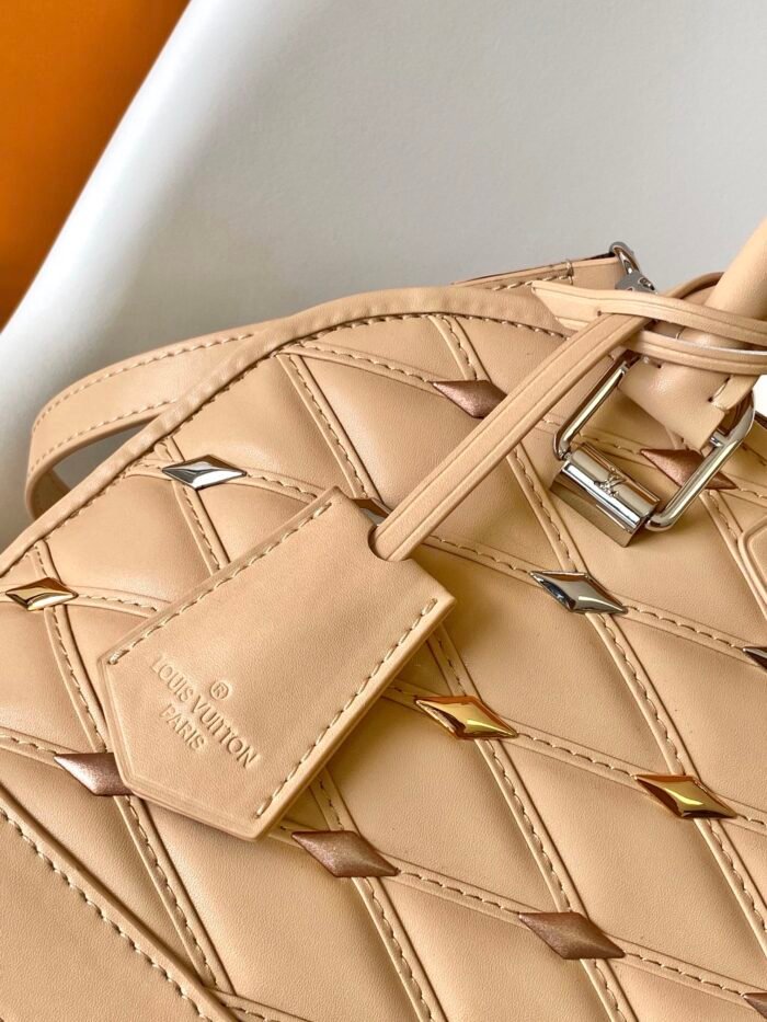 Louis Vuitton 10A Handbag Shoulder Bag Top Mirror Quality Version Nicolas Ghesquière M24153 - Image 5