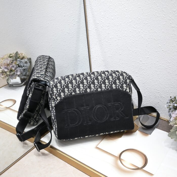 ⁦Dior Explorer Oblique Shoulder Bag Handbag⁩ - الصورة ⁦4⁩