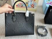 ⁦Louis Vuitton Onthego Shoulder Bag Handbag⁩ - الصورة ⁦7⁩