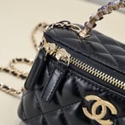 Chanel Pearl Handle Box Bag Makeup Shoulder Bag Handbag - Image 6