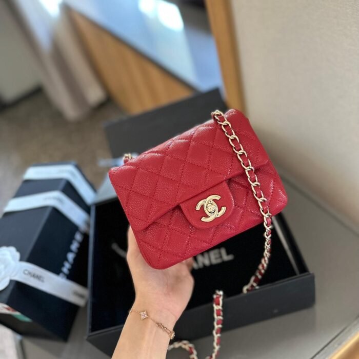 ⁦Chanel Flap Mini Bag in Square⁩ - الصورة ⁦10⁩