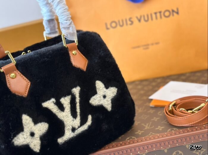Louis Vuitton 25 Speedy Shoulder Bag Handbag - Image 2
