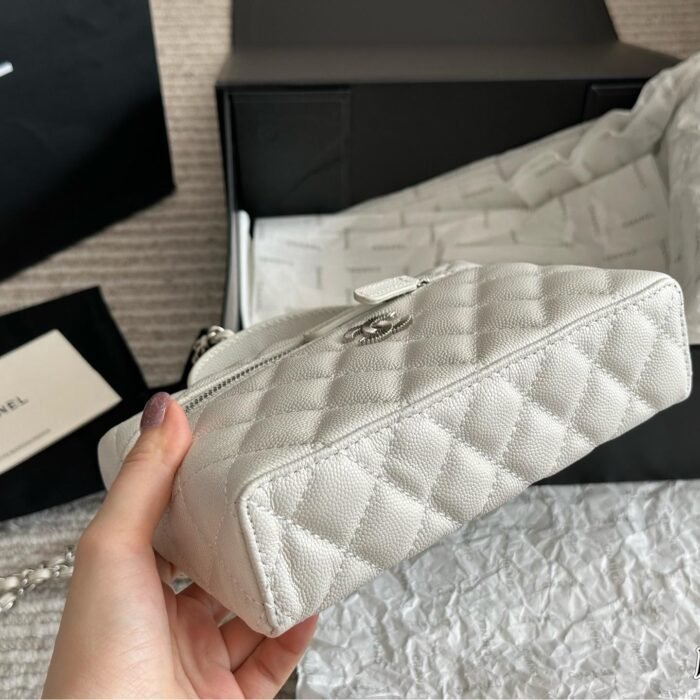 Chanel 25C Shoulder Satchel Handbag - Image 8