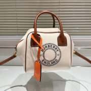 ⁦Burberry Bowling Handbag Bag Small⁩ - الصورة ⁦4⁩