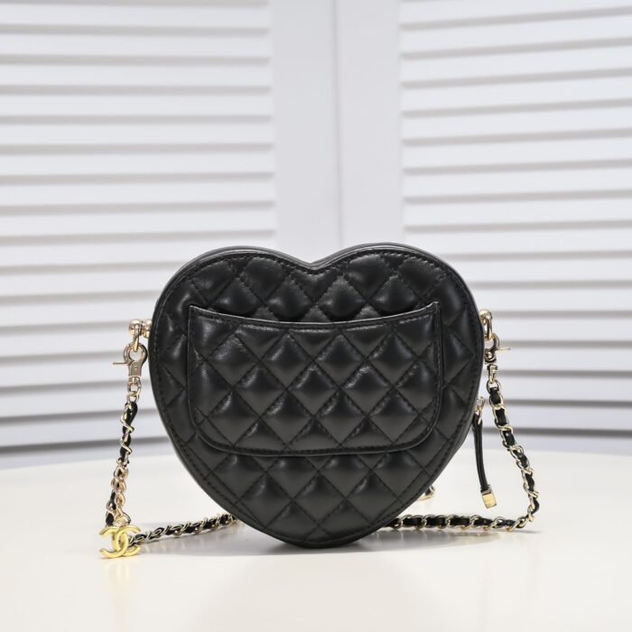 ⁦Chanel Peach Pericardium Bag Shoulder Bag Handbag⁩ - الصورة ⁦3⁩