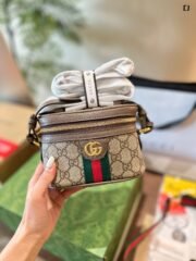 Gucci Make Up Cosmetics  Bag Shoulder Bag Handbag - Image 2