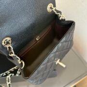 ⁦Chanel Flap Mini Bag in Square⁩ - الصورة ⁦3⁩