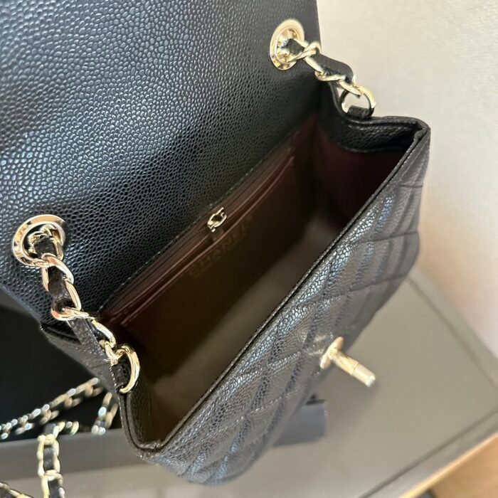 ⁦Chanel Flap Mini Bag in Square⁩ - الصورة ⁦3⁩