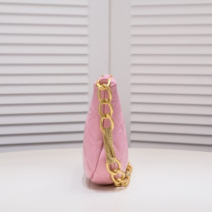 Chanel 23A Fringed Gold Chain Hobo Underarm Shoulder Bag Handbag - Image 2