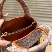 ⁦Coach Lana Shoulder Bag 23 In Signature Jacquard⁩ - الصورة ⁦10⁩