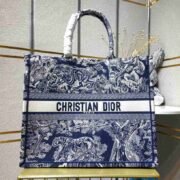 ⁦Dior Medium Book Tote Bag Handbag⁩ - الصورة ⁦4⁩