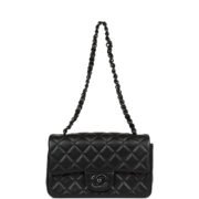 ⁦Chanel Classic Flag Bag Flap Bag SO Black Lambskin 20CM Shoulder Bag⁩ - الصورة ⁦5⁩