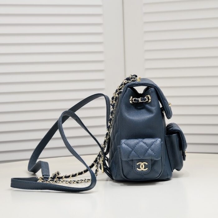 ⁦Chanel 23k Small backpack Backpack Bag Handbag⁩ - الصورة ⁦2⁩