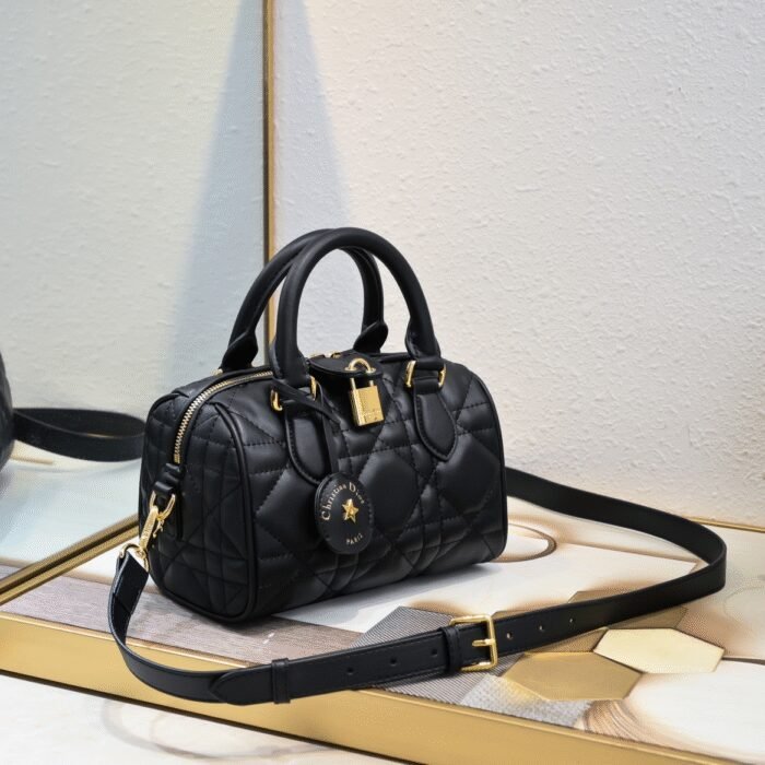 Dior Groove 20 Macrocannage Shoulder Crossbody Tote Bag - Image 5