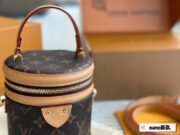 ⁦Louis Vuitton Cannes Shoulder Bag Handbag⁩ - الصورة ⁦2⁩