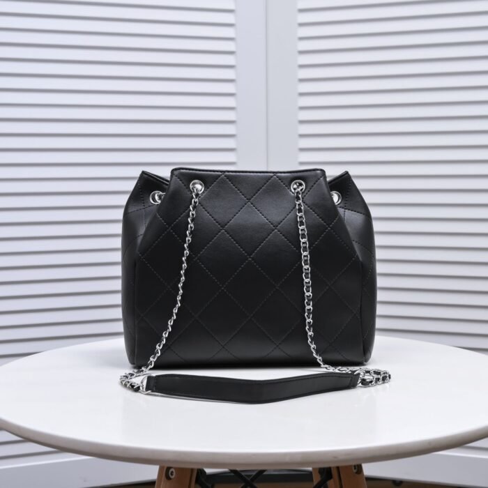 ⁦Chanel  Shoulder Bag Handbag⁩ - الصورة ⁦3⁩