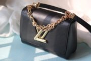 ⁦Louis Vuitton LV Twist Shoulder Crossbody Handbag M59402⁩ - الصورة ⁦2⁩