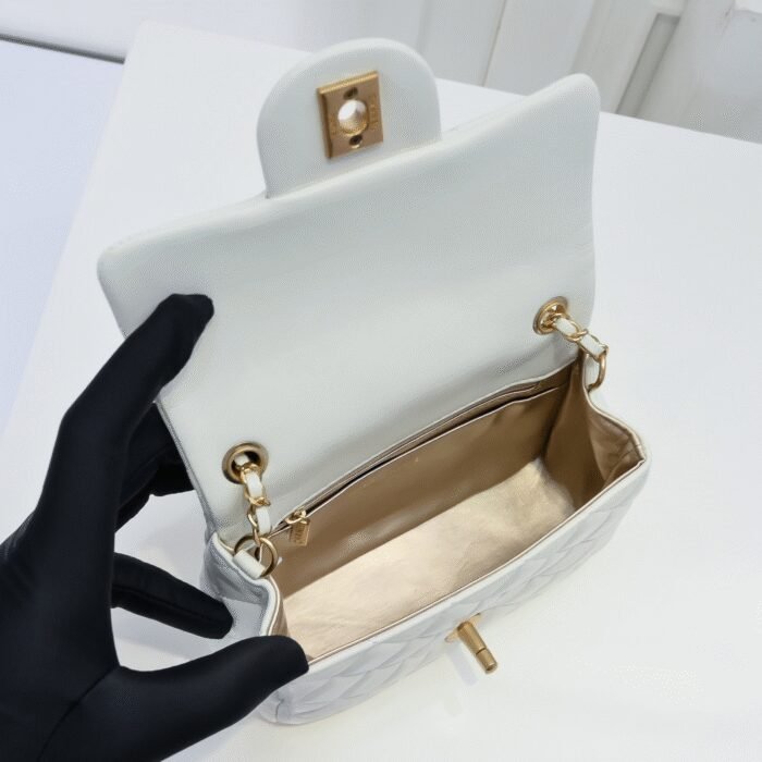 ⁦Chanel Cross Body Metal Ball Chain Shoulder Bag Handbag CF 9021⁩ - الصورة ⁦7⁩