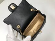 ⁦Chanel Cross Body Metal Ball Chain Shoulder Bag Handbag⁩ - الصورة ⁦9⁩