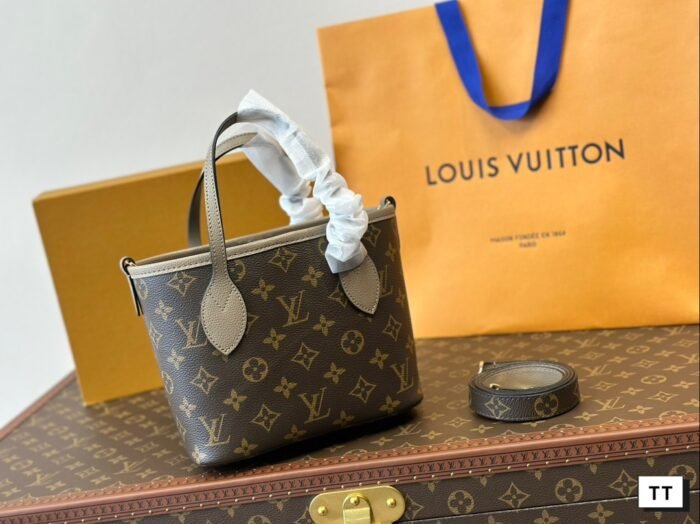 ⁦Louis Vuitton Neverfull BB Shoulder Bag Handbag⁩ - الصورة ⁦5⁩