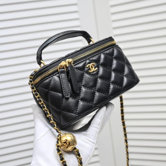 Chanel Golden·Ball Cosmetics Box Makeup  Bag  Shoulder Bag Handbag - Image 5