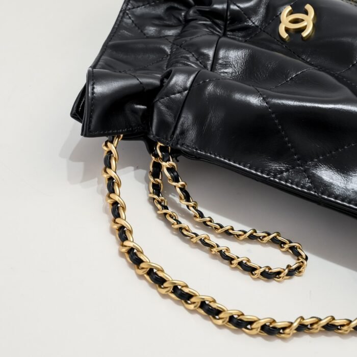 ⁦Chanel Drawstring Trash Bag Shoulder Bag Handbag⁩ - الصورة ⁦7⁩