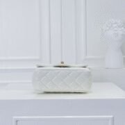 ⁦Chanel Cross Body Metal Ball Chain Shoulder Bag Handbag CF 9021⁩ - الصورة ⁦4⁩