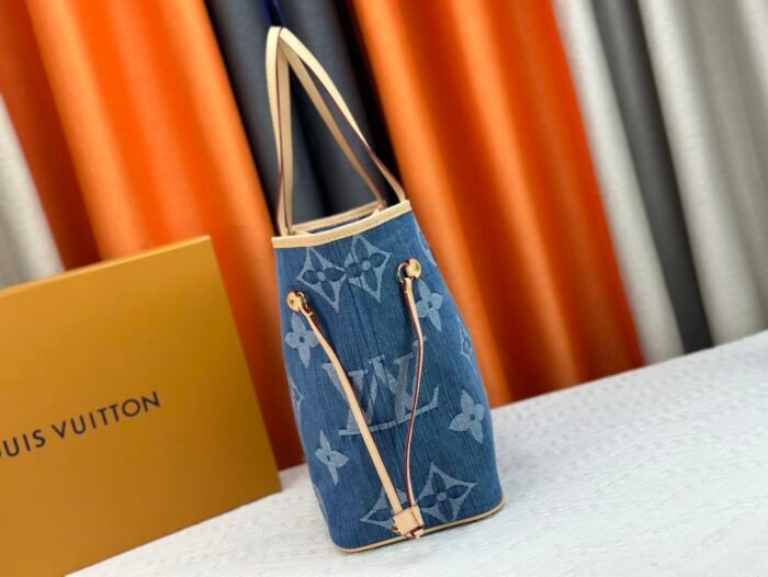 ⁦Louis Vuitton Neverfull Shoulder Bag Handbag⁩ - الصورة ⁦4⁩