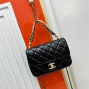 ⁦Chanel 24P Square Fatty Flap Bag Shoulder Bag Crossbody Bag⁩ - الصورة ⁦2⁩