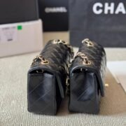 ⁦Chanel CF18 Crossbody Shoulder Bag⁩ - الصورة ⁦7⁩