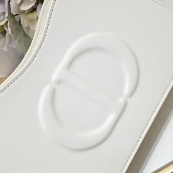 ⁦Dior Signature Hobo Shoulder Bag Handbag⁩ - الصورة ⁦4⁩