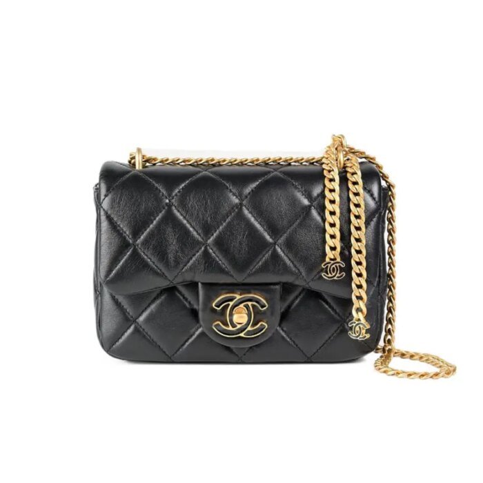 ⁦Chanel CC CF Enamel Buckle Bag⁩ - الصورة ⁦1⁩