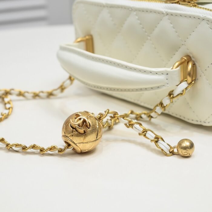 Chanel Golden·Ball Cosmetics Box Makeup  Bag  Shoulder Bag Handbag - Image 6