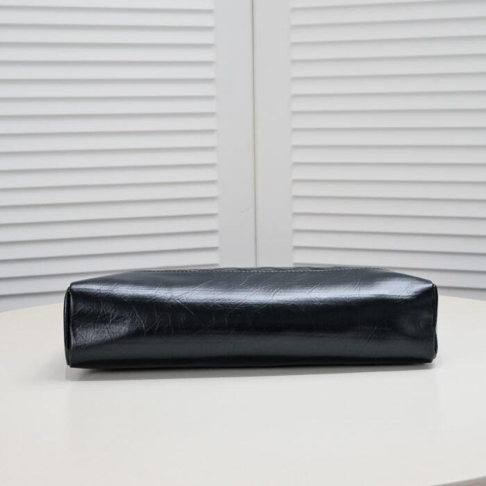 ⁦Chanel 23A 31bag Shoulder Bag Handbag⁩ - الصورة ⁦4⁩