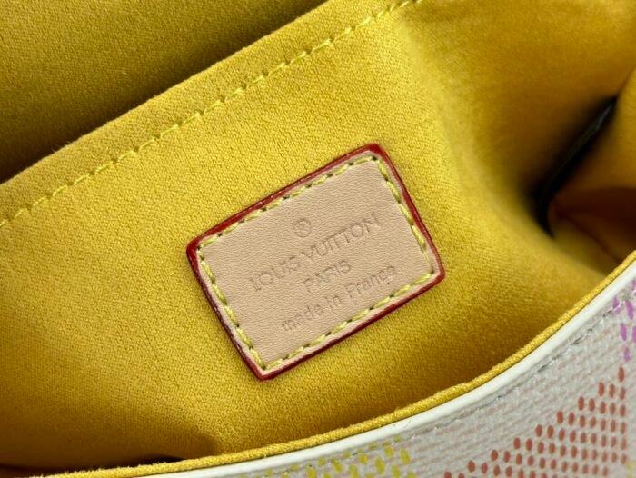 Louis Vuitton Montsouris Small Messenger Bag M40665 Shoulder Bag Handbag - Image 8