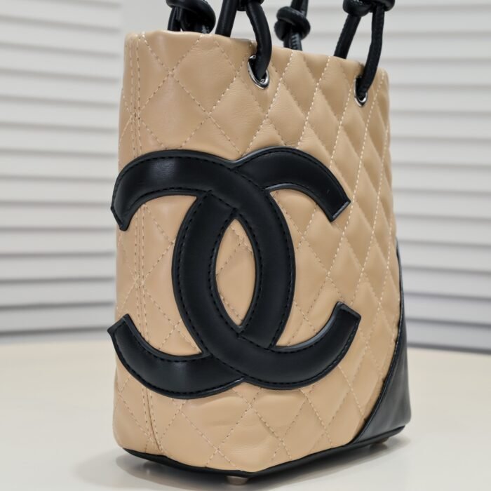 ⁦Chanel Ligne Cambon Mini Vintagep  Shoulder Bag Handbag⁩ - الصورة ⁦6⁩