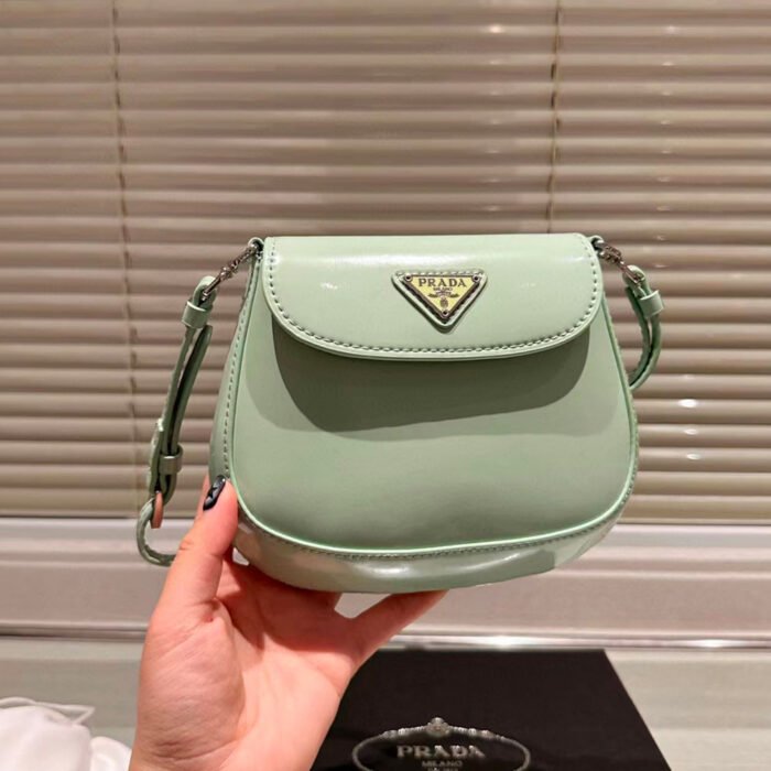 ⁦Prada Cleo Shiny Leather Shoulder Bag⁩ - الصورة ⁦7⁩